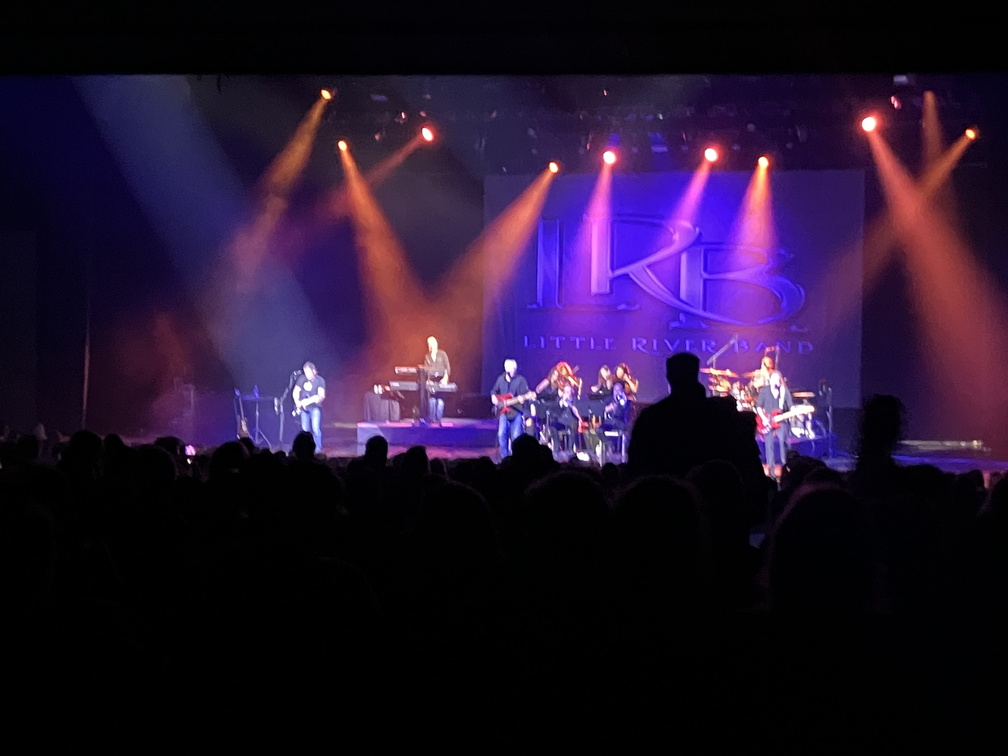 A performance by Little River Band was at our resort that week. T'was a good show, they played all the old favs. IMG_4544.JPG